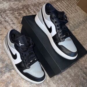 Air Jordan 1 Low